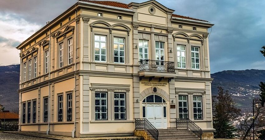 Rumeli 3 Ülke Panorama Turu - Pegasus Havayolları ile - 4 Gece 5 Gün