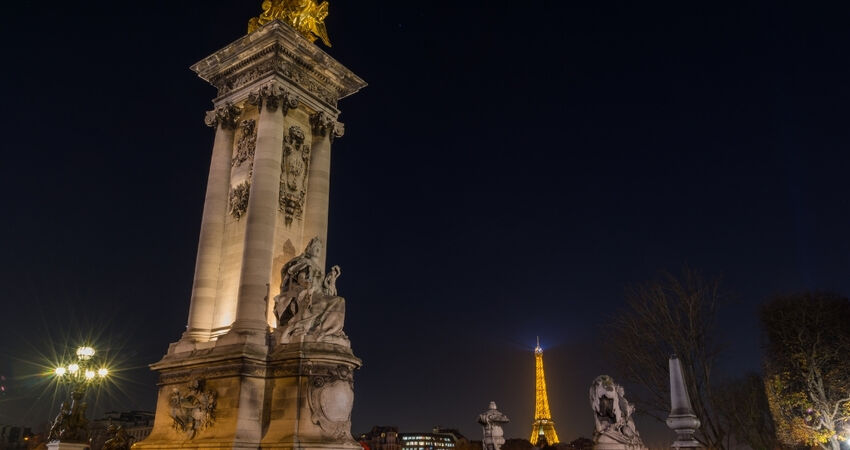 Görkemli Paris ve İncileri Turu - Türk Havayolları ile - 3 Gece 4 Gün - 1 Mayıs Özel