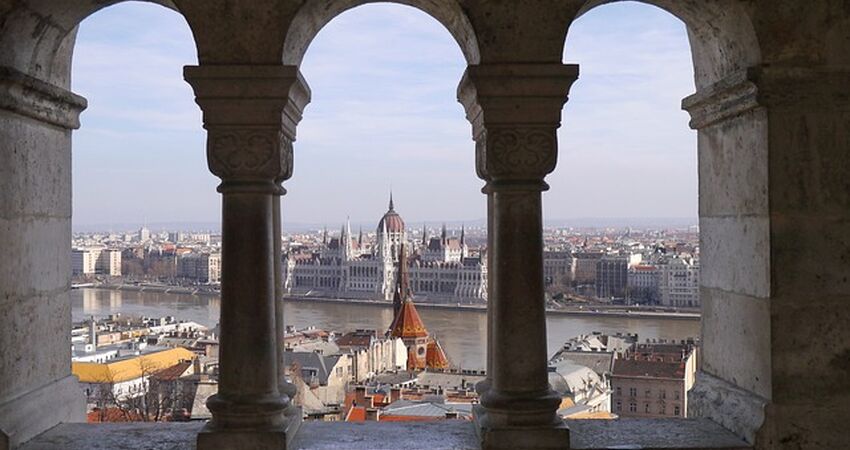 Görkemli Orta Avrupa - Budapeşte & Viyana & Prag Turu - AJet Havayolları ile - 7 Gece 8 Gün - (İlk Bahar - Yaz Dönemi)