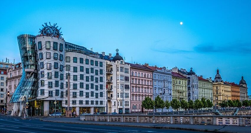 Görkemli Orta Avrupa - Budapeşte & Viyana & Prag Turu - AJet Havayolları ile - 7 Gece 8 Gün - (İlk Bahar - Yaz Dönemi)