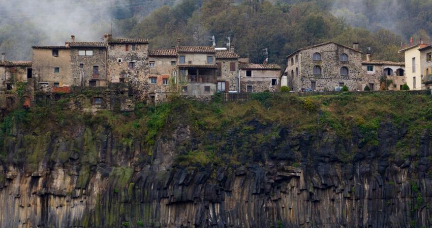 Yaz Dönemi Büyük İspanya Turu | Barcelona, Valencia, Granada, Madrid | Pegasus ile | 7 Gece 8 Gün | OT03