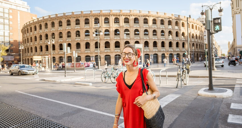 Yaz Dönemi Büyük İspanya Turu | Barcelona, Valencia, Granada, Madrid | Pegasus ile | 7 Gece 8 Gün | OT03