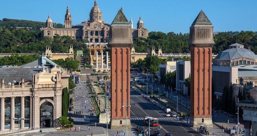 Yaz Dönemi Büyük İspanya Turu | Barcelona, Valencia, Granada, Madrid | Pegasus ile | 7 Gece 8 Gün | OT03