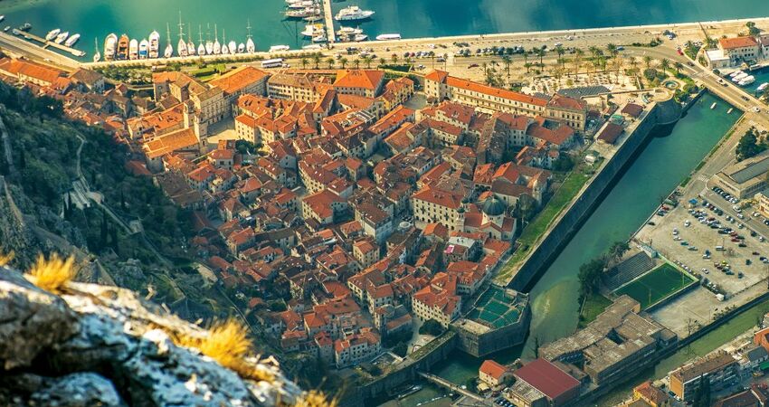 Görkemli Balkanlarda 6 Ülke Turu - Türk Havayolları ile - 7 Gece 8 Gün (Yaz Dönemi)