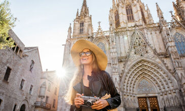 Yaz Dönemi Akdeniz Triosu Turu | Pegasus ile | 7 Gece 8 Gün | Bergamo Çıkışlı | OT44